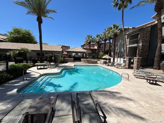 2025 E CAMPBELL Avenue 335, Phoenix, AZ 85016