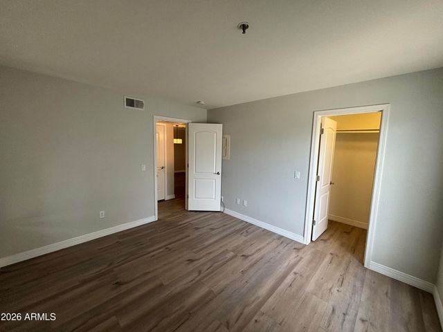 2025 E CAMPBELL Avenue 335, Phoenix, AZ 85016