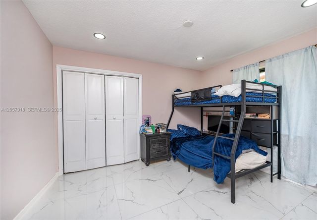3000 NW 13th st, Miami, FL 33125