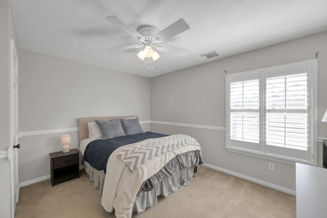 22 Brywood Place, Spring, TX 77382