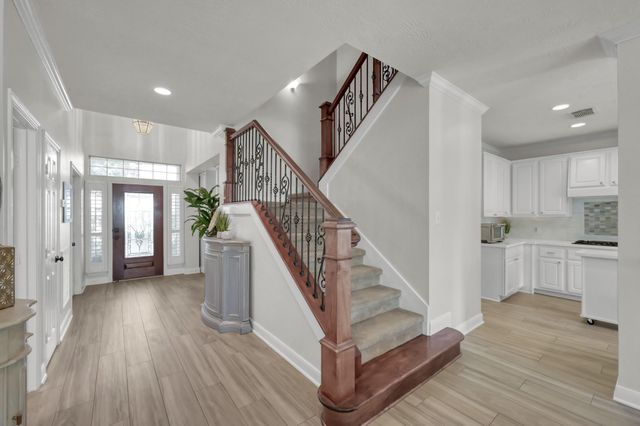 22 Brywood Place, Spring, TX 77382