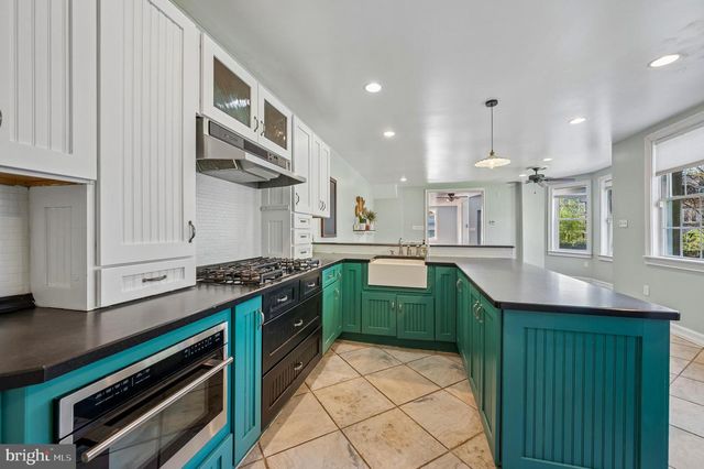 229 W HANSBERRY ST, Philadelphia, PA 19144