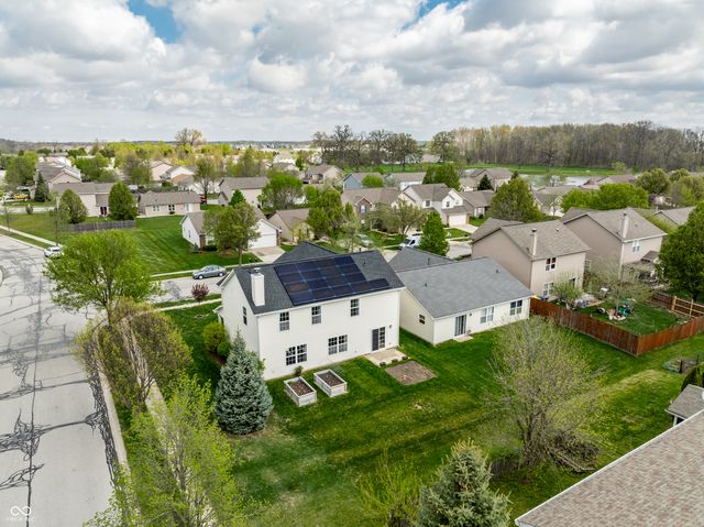 11367 Seabiscuit Drive, Noblesville, IN 46060