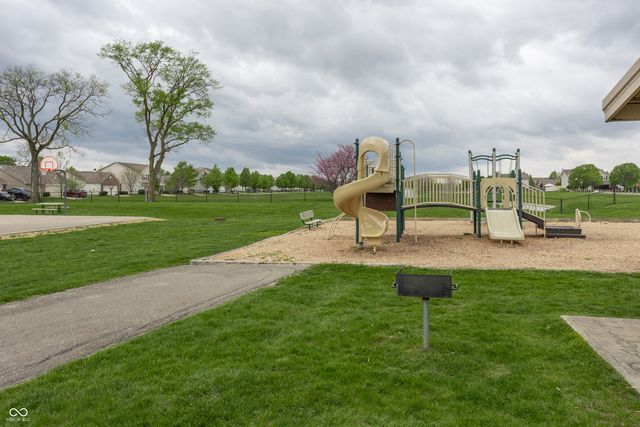 11367 Seabiscuit Drive, Noblesville, IN 46060