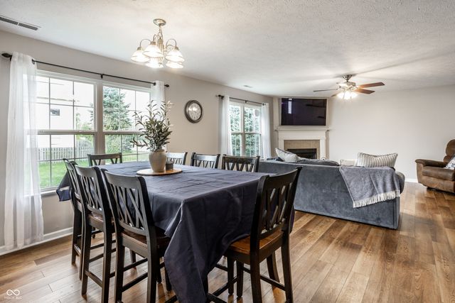 11367 Seabiscuit Drive, Noblesville, IN 46060