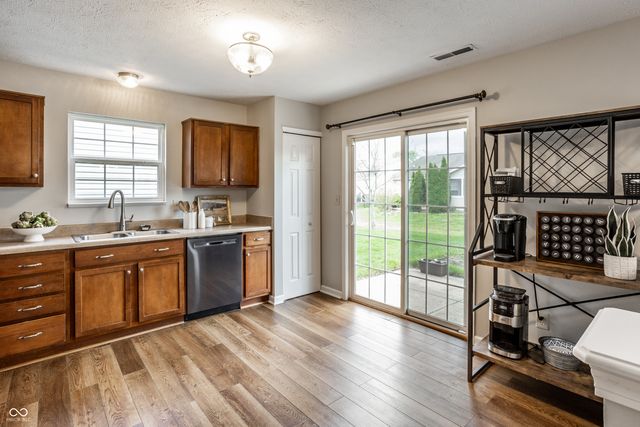 11367 Seabiscuit Drive, Noblesville, IN 46060