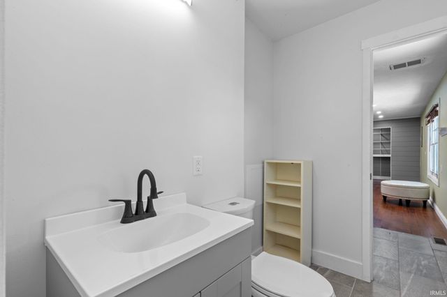 1510 Glenlake Drive, South Bend, IN 46614
