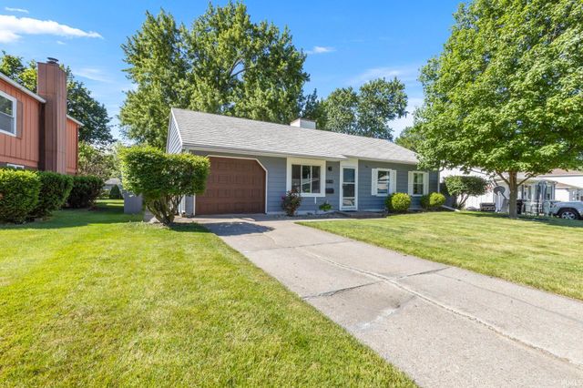 1510 Glenlake Drive, South Bend, IN 46614