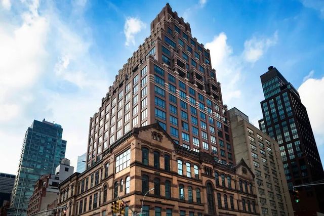 351 E 51st St Apt 11B, New York City, NY 10022