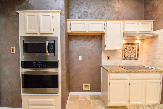 1638 Almond Brook Lane, Houston, TX 77062