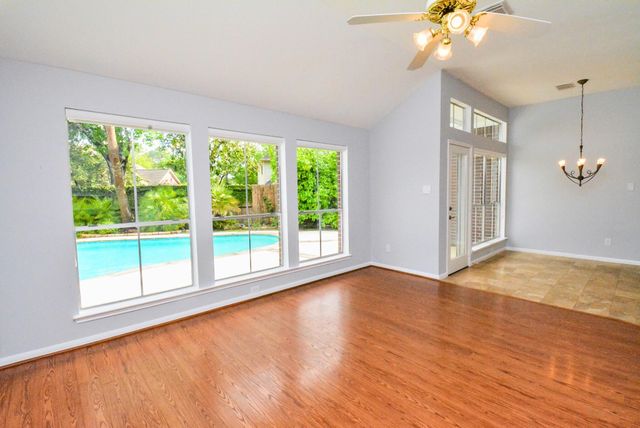 1638 Almond Brook Lane, Houston, TX 77062