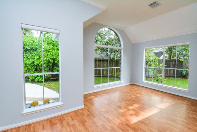 1638 Almond Brook Lane, Houston, TX 77062