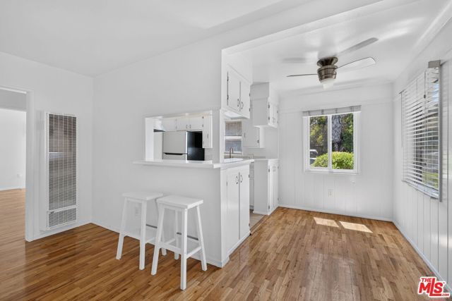 13553 Moorpark Street 1, Los Angeles, CA 91423