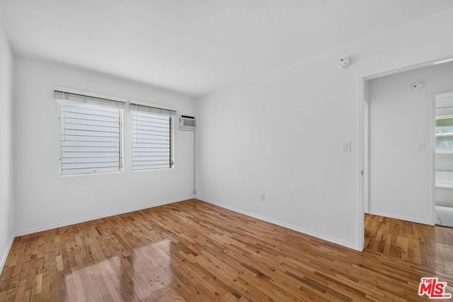 13553 Moorpark Street 1, Los Angeles, CA 91423