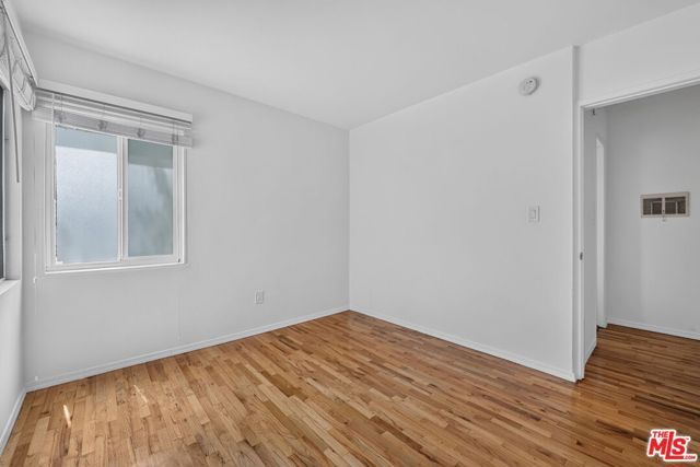 13553 Moorpark Street 1, Los Angeles, CA 91423