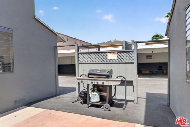 13553 Moorpark Street 1, Los Angeles, CA 91423