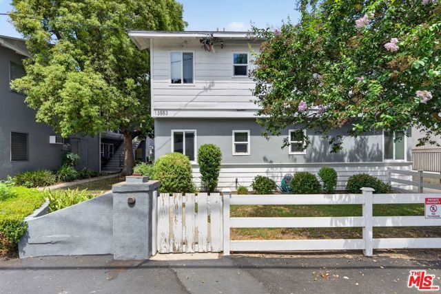 13553 Moorpark Street 1, Los Angeles, CA 91423