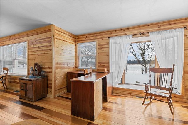 N5015 Fox River Lane, Princeton, WI 54968