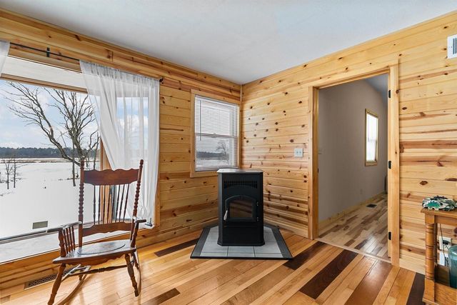 N5015 Fox River Lane, Princeton, WI 54968