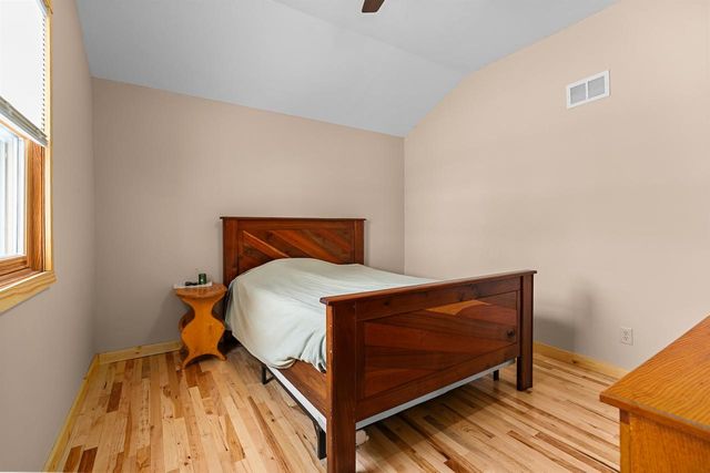 N5015 Fox River Lane, Princeton, WI 54968