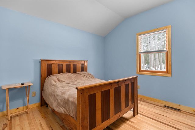 N5015 Fox River Lane, Princeton, WI 54968