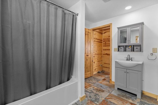 N5015 Fox River Lane, Princeton, WI 54968