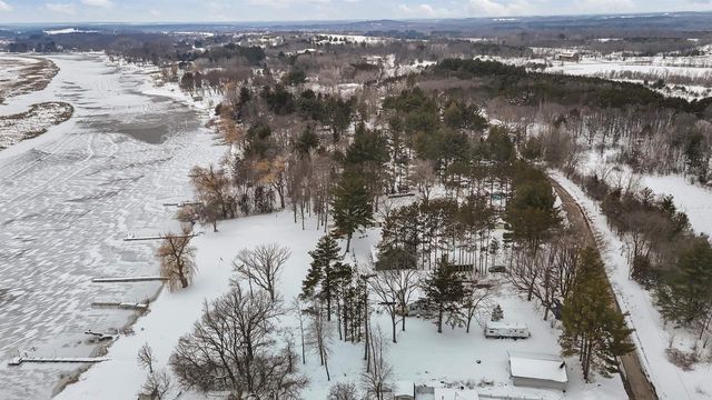 N5015 Fox River Lane, Princeton, WI 54968