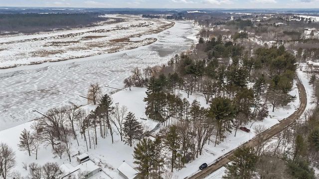 N5015 Fox River Lane, Princeton, WI 54968