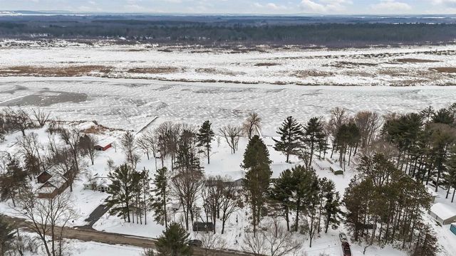 N5015 Fox River Lane, Princeton, WI 54968