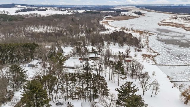 N5015 Fox River Lane, Princeton, WI 54968