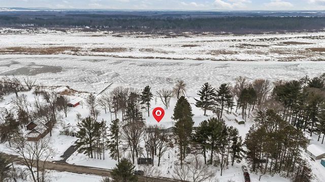 N5015 Fox River Lane, Princeton, WI 54968