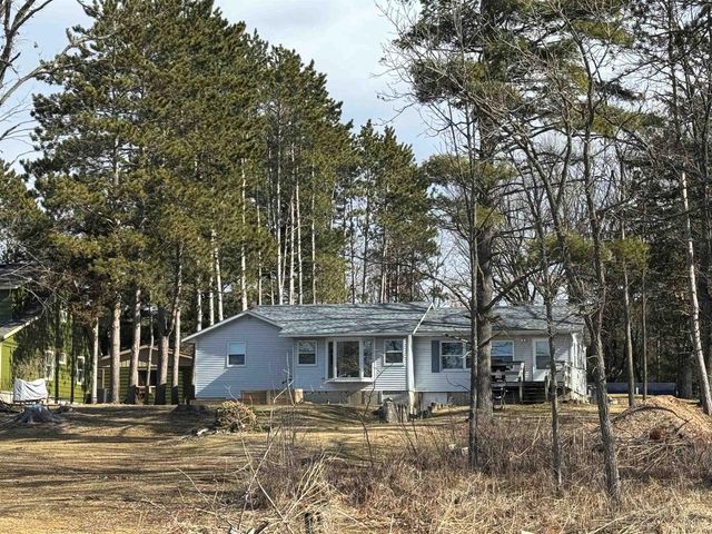 N5015 Fox River Lane, Princeton, WI 54968