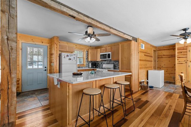 N5015 Fox River Lane, Princeton, WI 54968