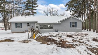 N5015 Fox River Lane, Princeton, WI 54968