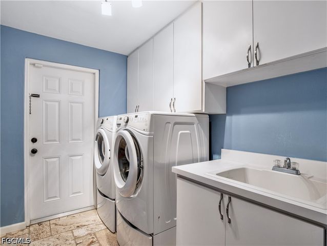 980 Bal Isle DR, Fort Myers, FL 33919
