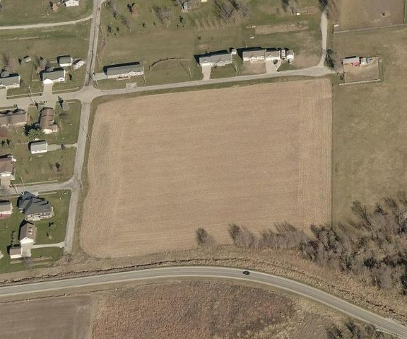 14th Avenue & 15th Street, Vinton, IA 52349