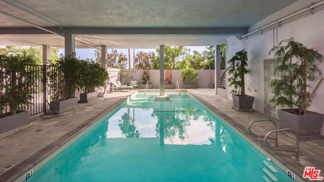 16601 Marquez Avenue 103, Pacific Palisades (los Angeles), CA 90272