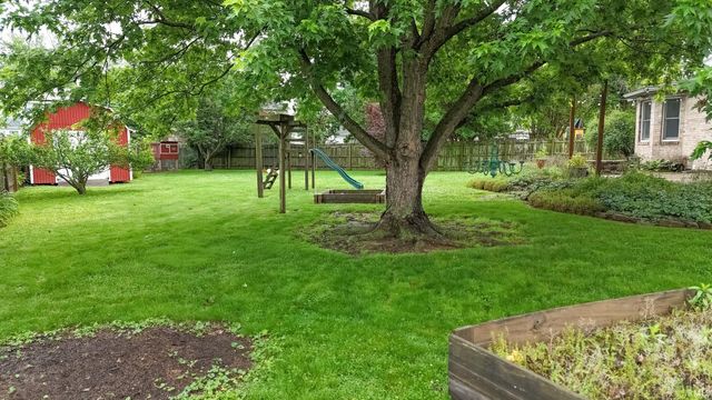 7020 Dove Court, Evansville, IN 47715