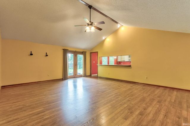 7020 Dove Court, Evansville, IN 47715