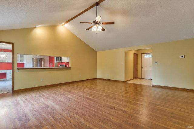 7020 Dove Court, Evansville, IN 47715