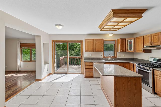 701 SE 61st Street, Pleasant Hill, IA 50327
