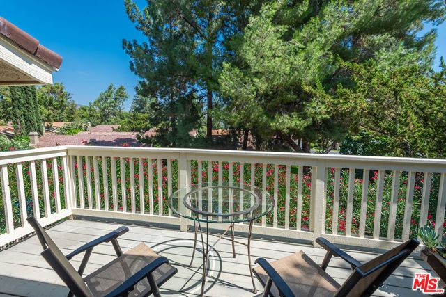 105 Conifer Circle, Oak Park, CA 91377