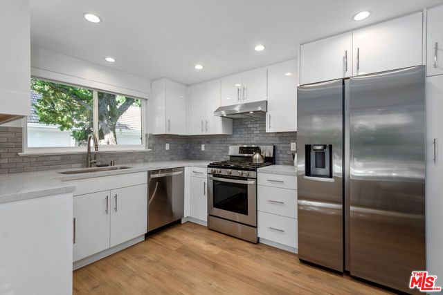 105 Conifer Circle, Oak Park, CA 91377