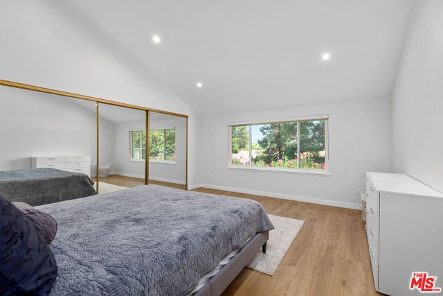 105 Conifer Circle, Oak Park, CA 91377