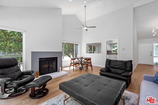 105 Conifer Circle, Oak Park, CA 91377