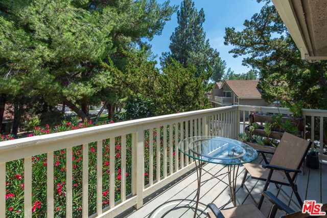 105 Conifer Circle, Oak Park, CA 91377