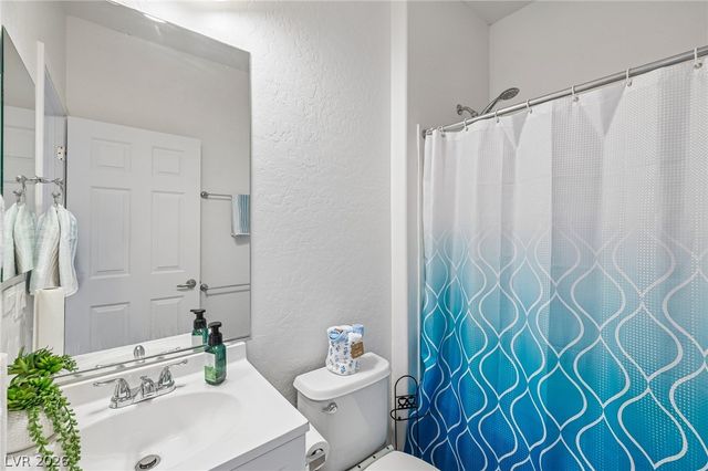3879 Paint Court, Las Vegas, NV 89122
