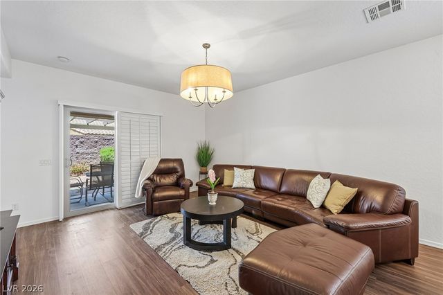 3879 Paint Court, Las Vegas, NV 89122