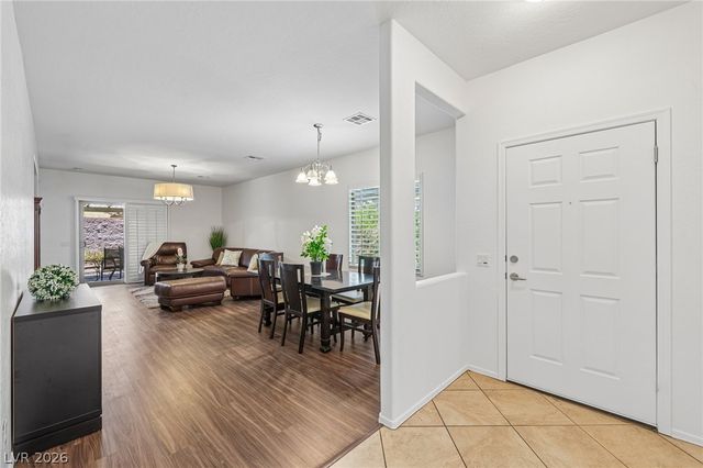 3879 Paint Court, Las Vegas, NV 89122