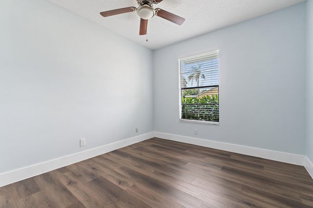 141 Rosewood Circle, Jupiter, FL 33458